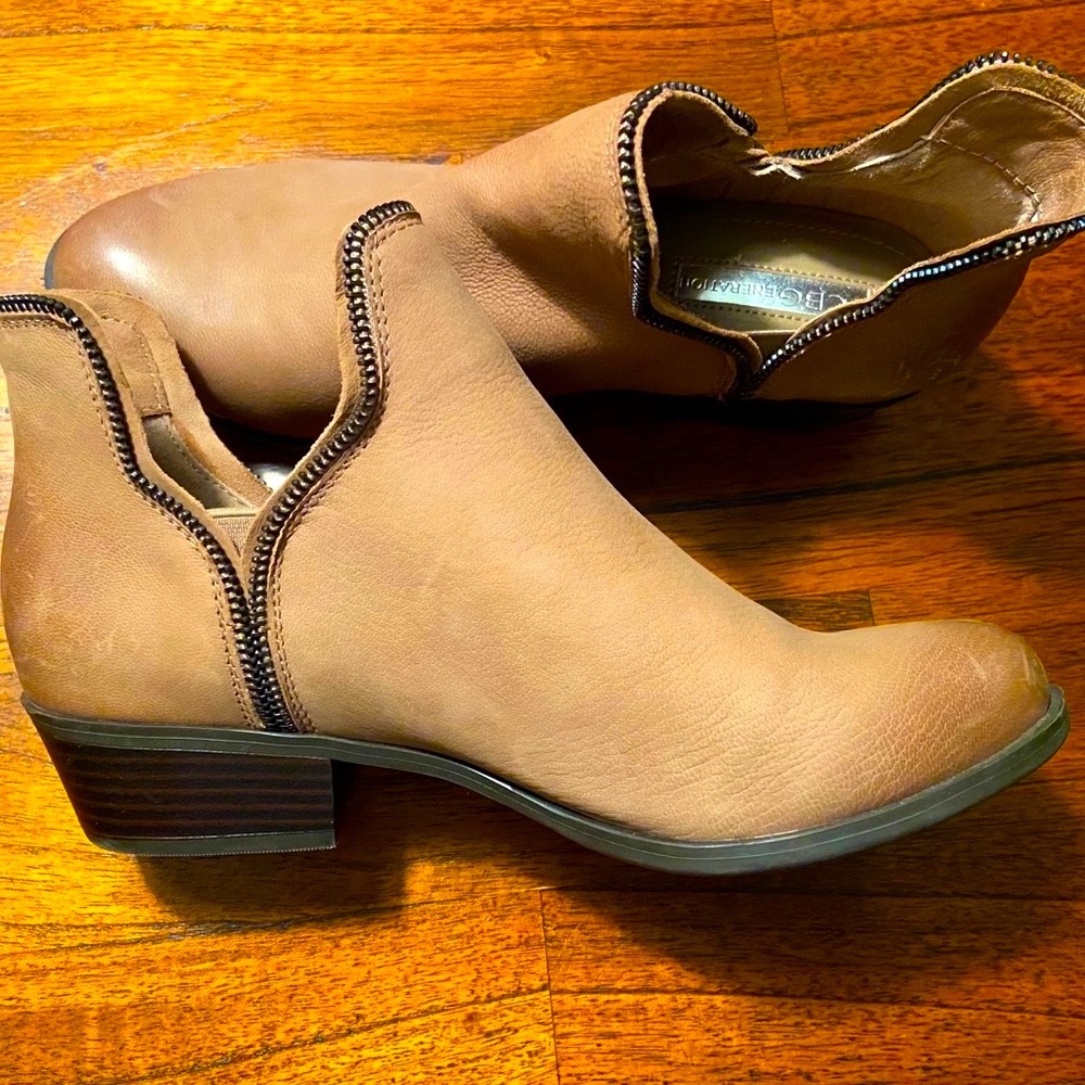 FALL SALE BCBG Generation Womens Ankle Boots, Size 8M